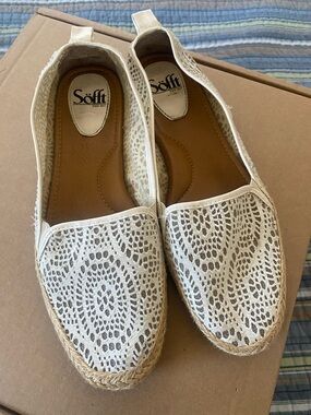 Sofft Slip-on Espadrilles
